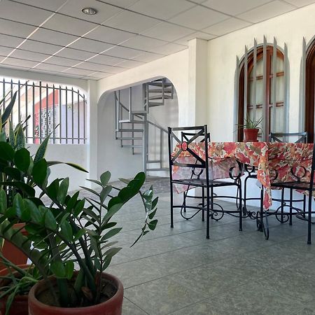 Casa Robles - Your Stay Near Airport Манагуа Экстерьер фото
