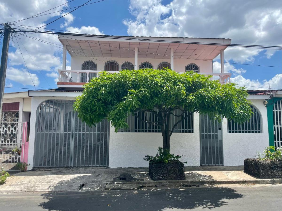 Casa Robles - Your Stay Near Airport Манагуа Экстерьер фото