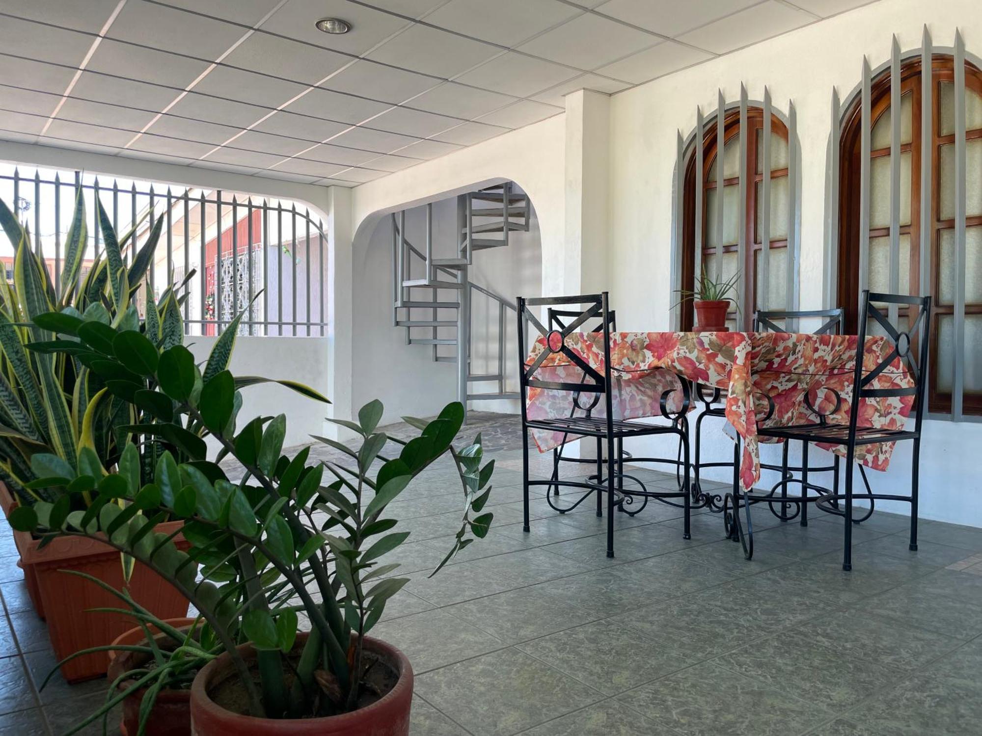 Casa Robles - Your Stay Near Airport Манагуа Экстерьер фото